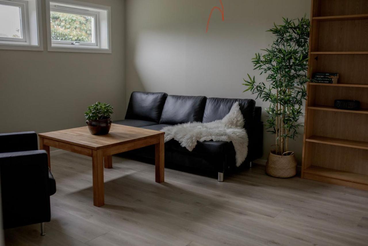 Jasund Sunview Apartman Lyngdal Kültér fotó